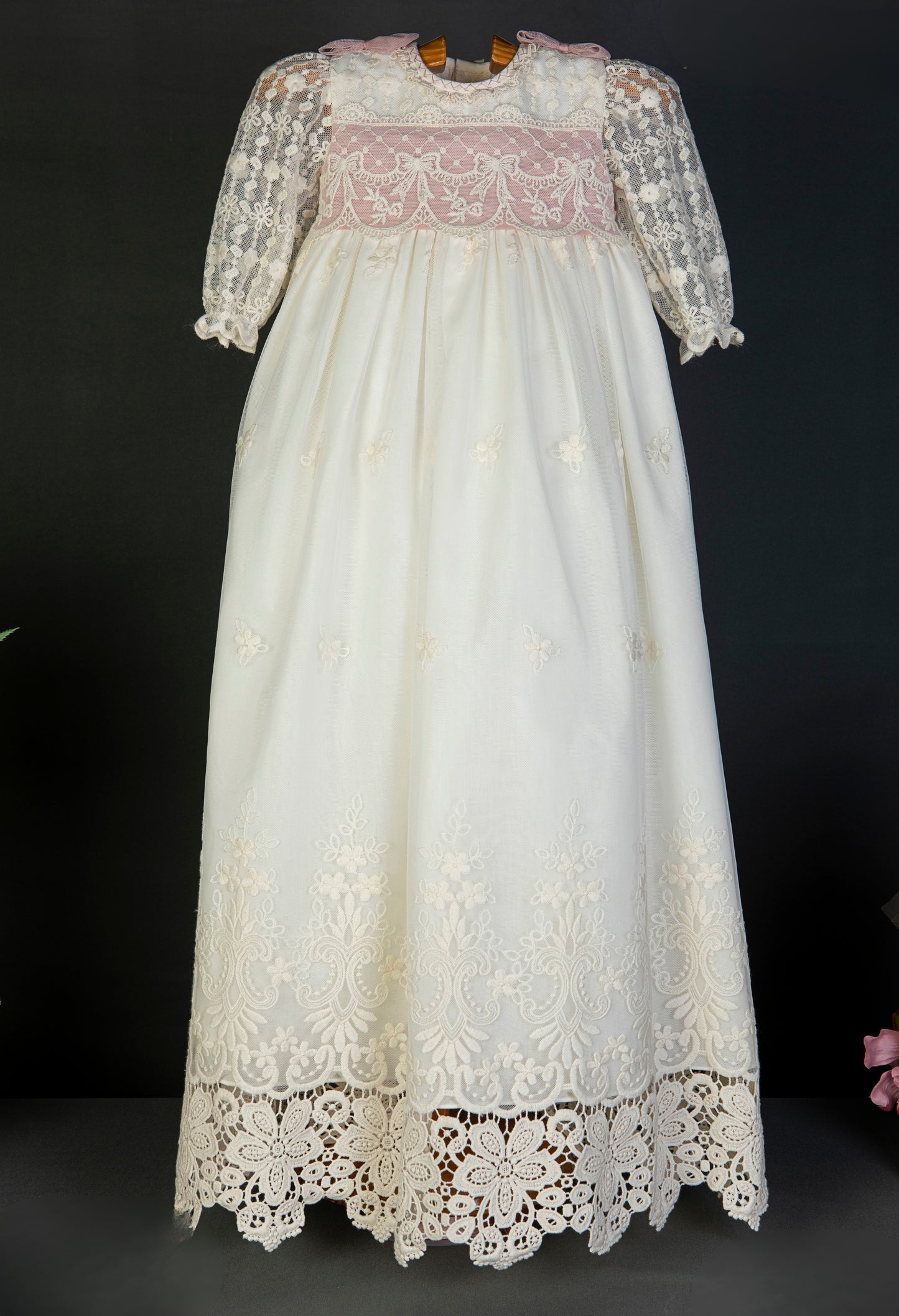 Ecru and pink christening dress skirt style 3100 with cap of the brand MIMOSINES