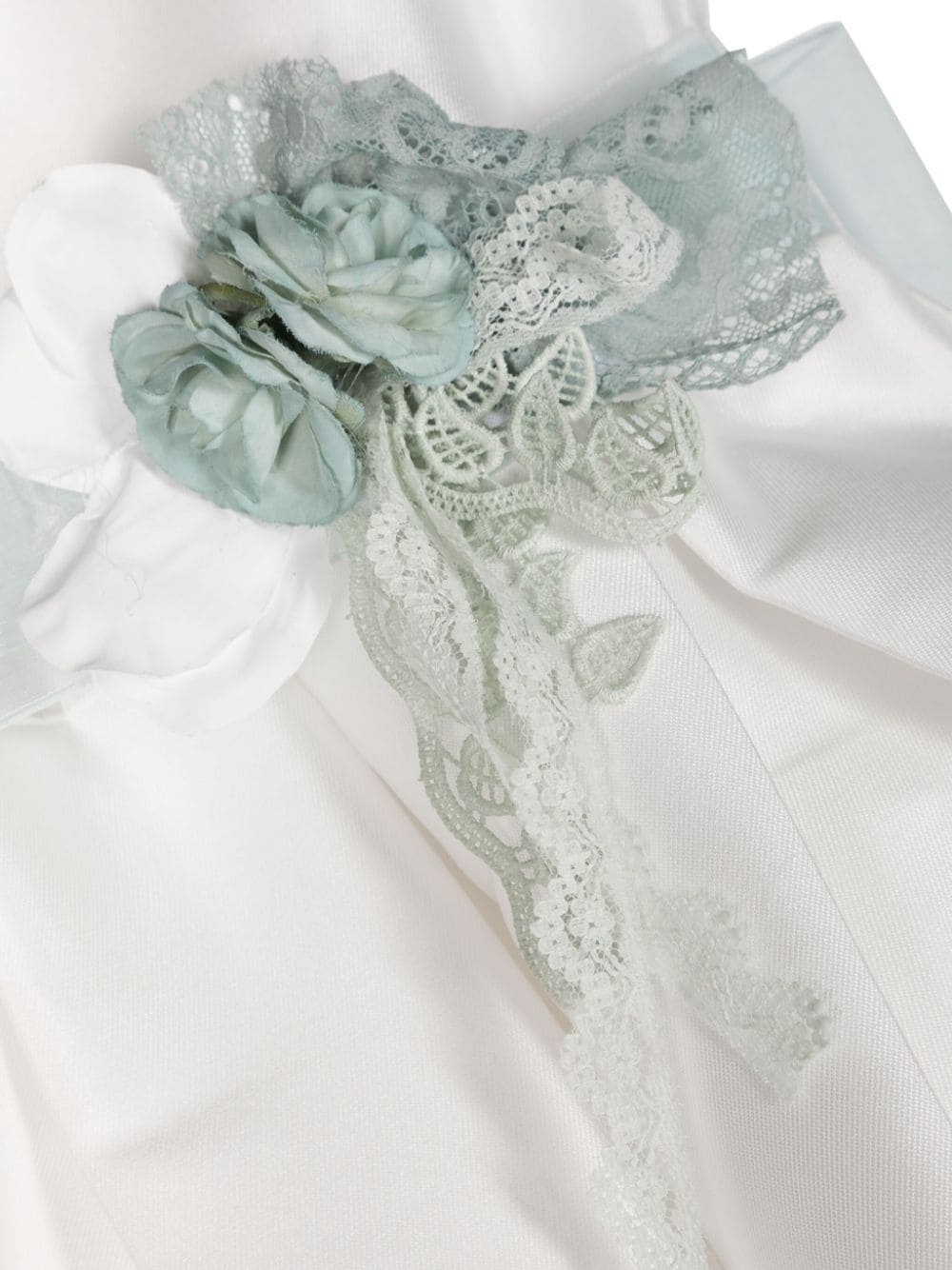 Vestido de ceremonia 315 blanco con flor azul para niña de la marca MIMILÚ