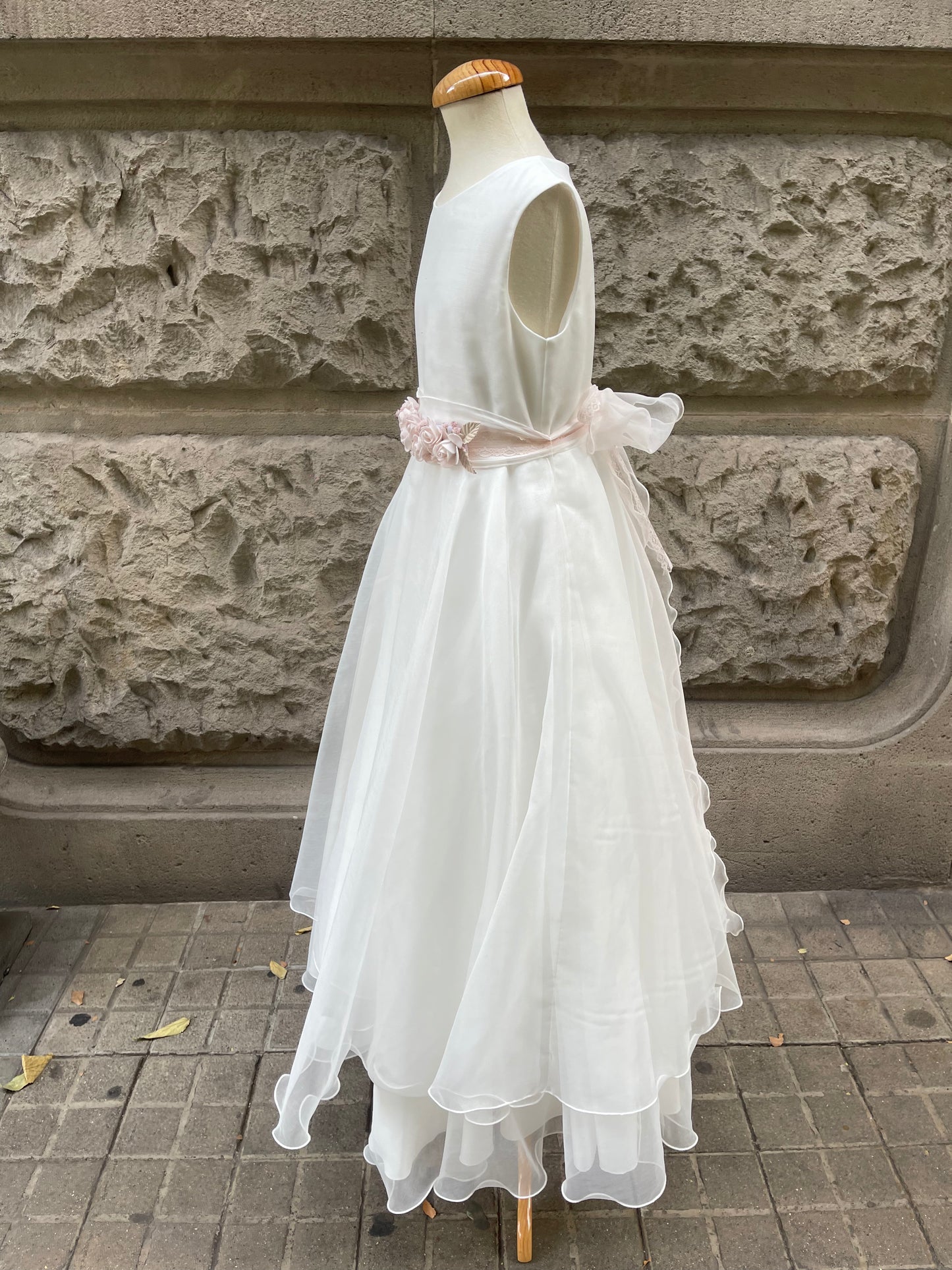 Communion dress 504 for girls of the brand MIMILÚ