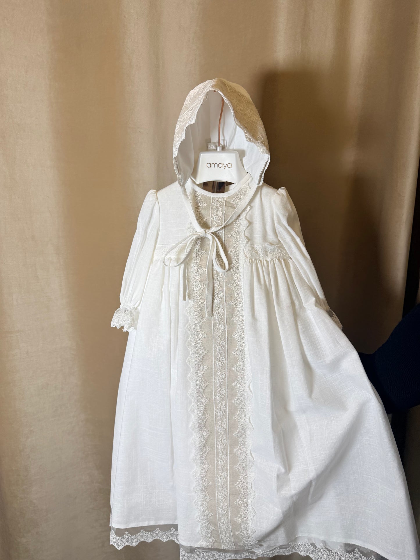 Christening long sleevless dress Unisex of the brand AMAYA