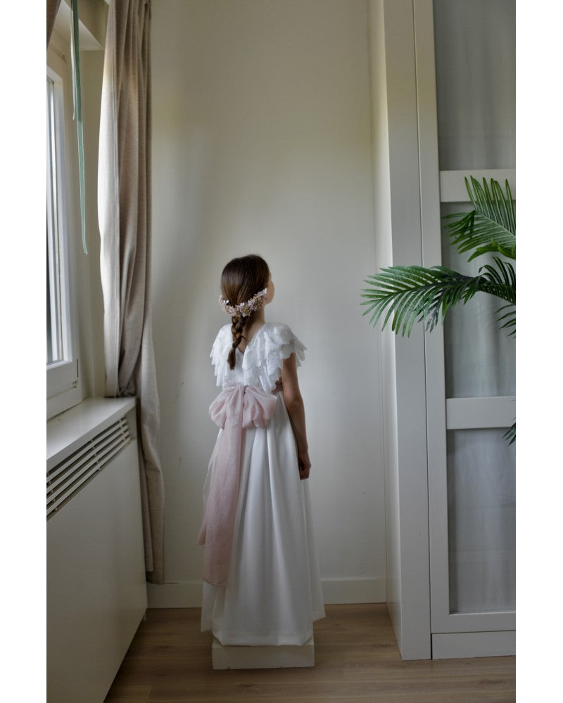 Vestido de comunión NUBE PUNTILLA CREP de la marca PETRITAS (lazada no incluida)