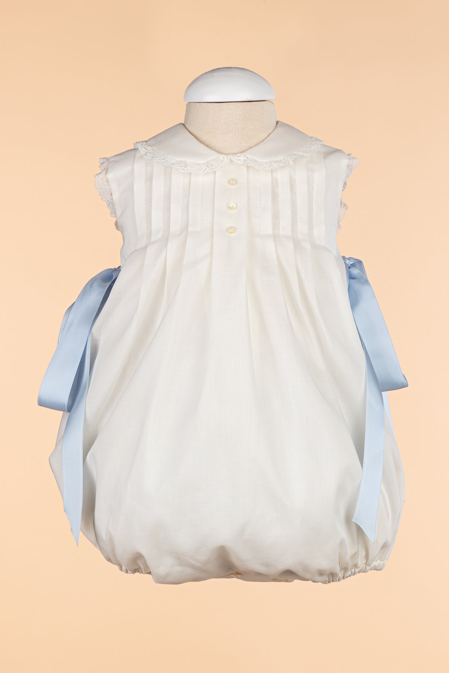 Conjunto Valencien sin gorro bautizo de la marca Belan