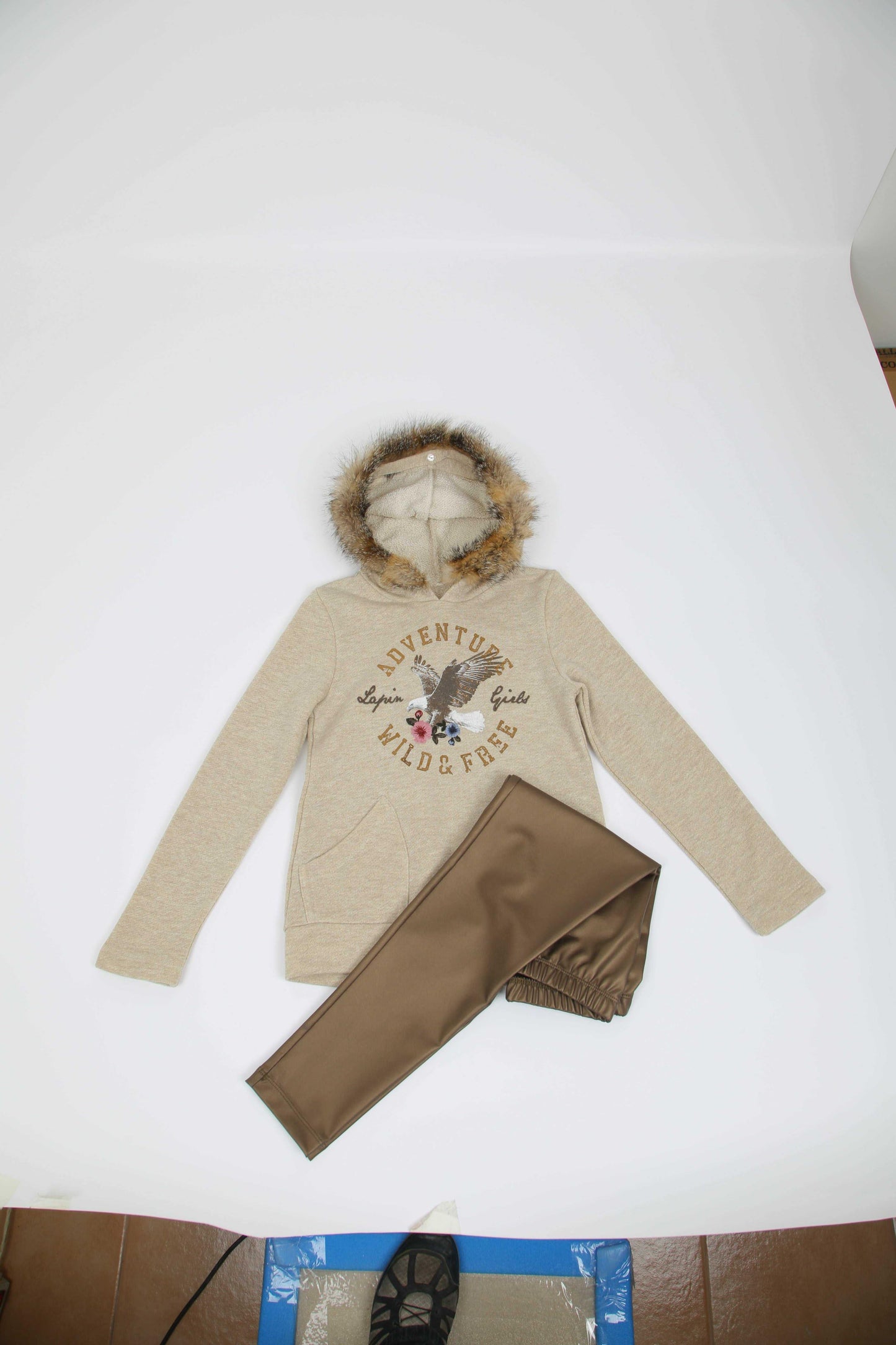 ROPA PARA NIÑOS - SET SUDADERA LEGGIN LAPIN HOUSE - Modini Shop