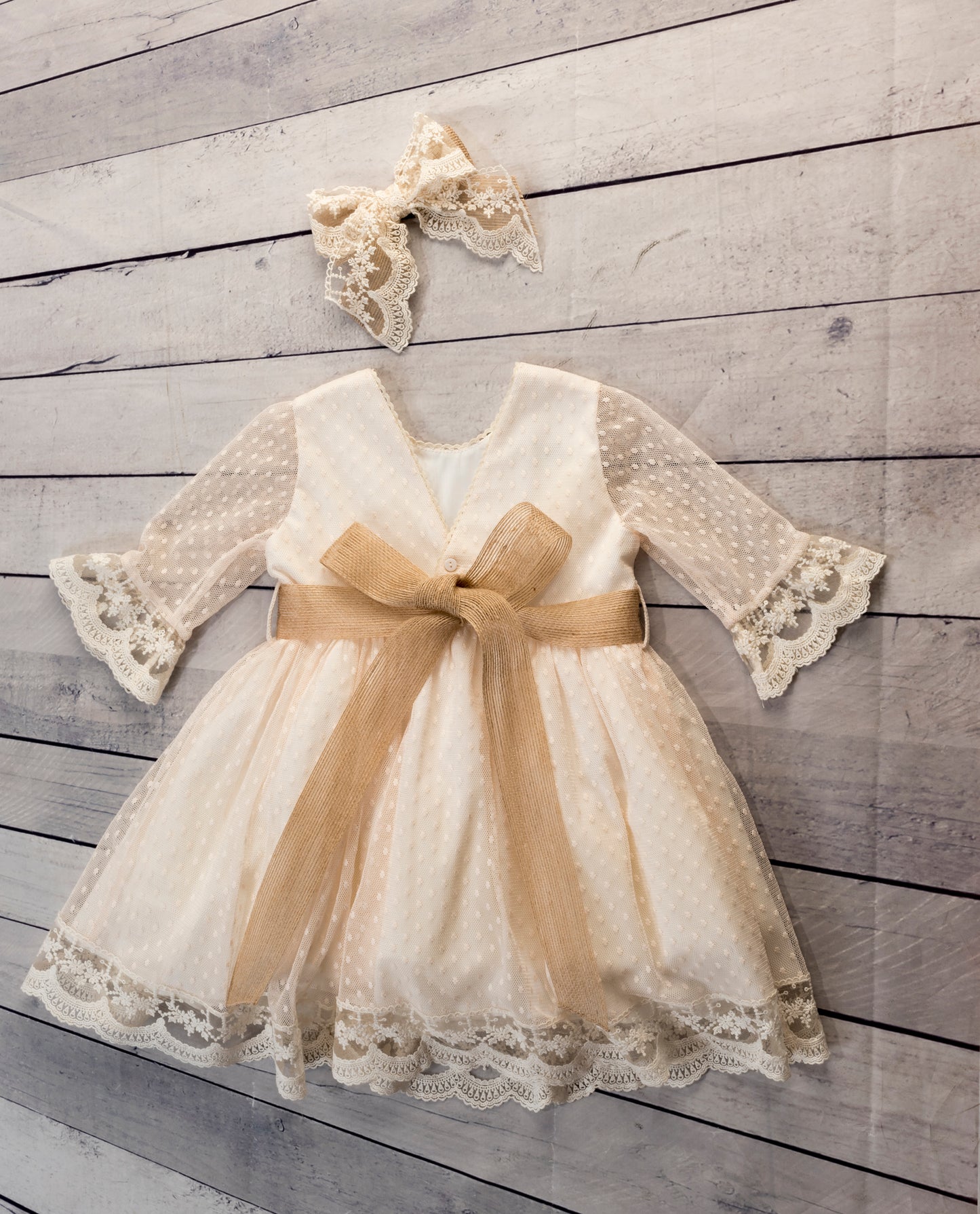 Vestido de ceremonia Greta beige de la marca MARINA'S MODA