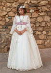 Amelia communion dress for girl from Manuela Macias brand.