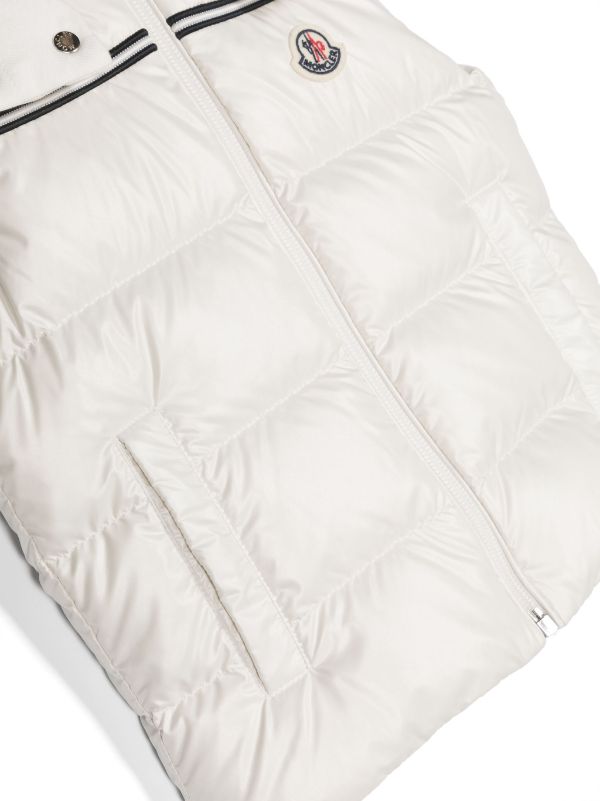 Chaleco acolchado con capucha y logo MONCLER para bebe