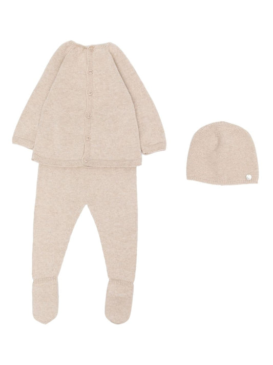 Conjunto color marrón de tres pantalones con botines bordados Paz Rodriguez