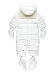 Traje de nieve blanco capitonado con capucha de la marca MONCLER