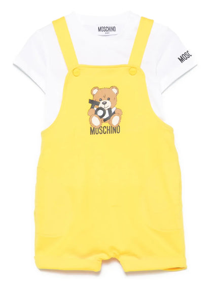 Conjunto para bebe niño de camista y peto de felpa amarillo MOSCHINO