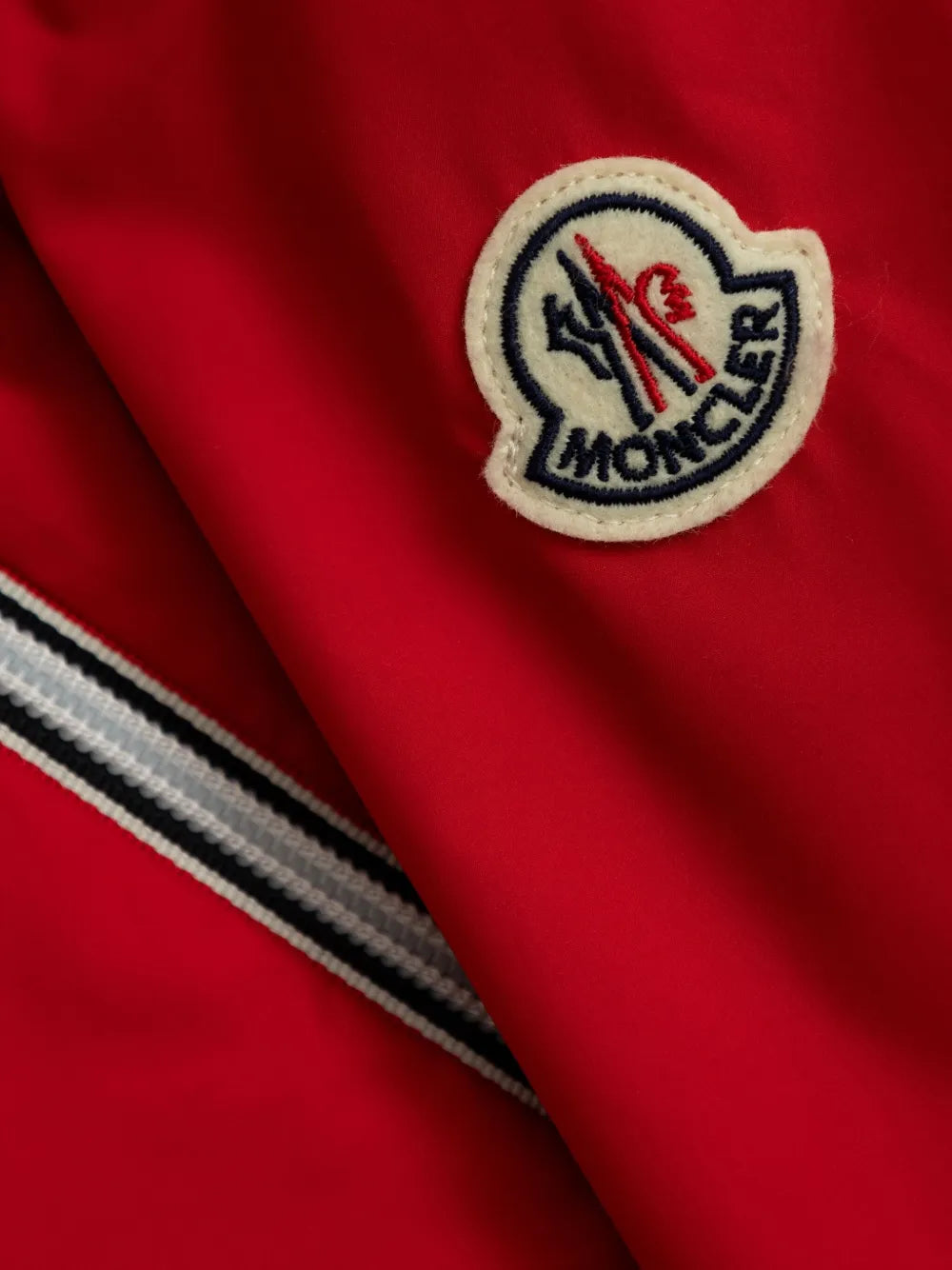 Chaqueta con capucha roja Olchard MONCLER para niño