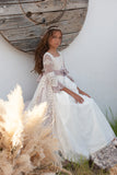 Amelia communion dress for girl from Manuela Macias brand.