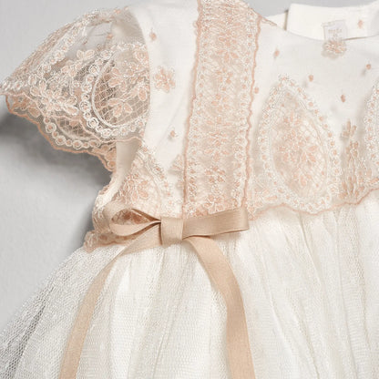 Vestido de bautizo con  bragita de la marca Amaya