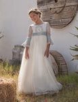 Amelia communion dress for girl from Manuela Macias brand.