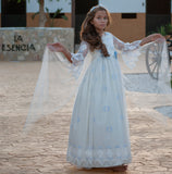فستان المناولة موديل CLOE من ماركة Manuela Macías