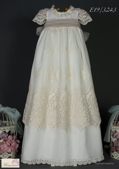 Ecru and pink christening dress skirt style 3100 with cap of the brand MIMOSINES