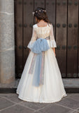 Communion dress model GERALDINE of Manuela Macias brand.