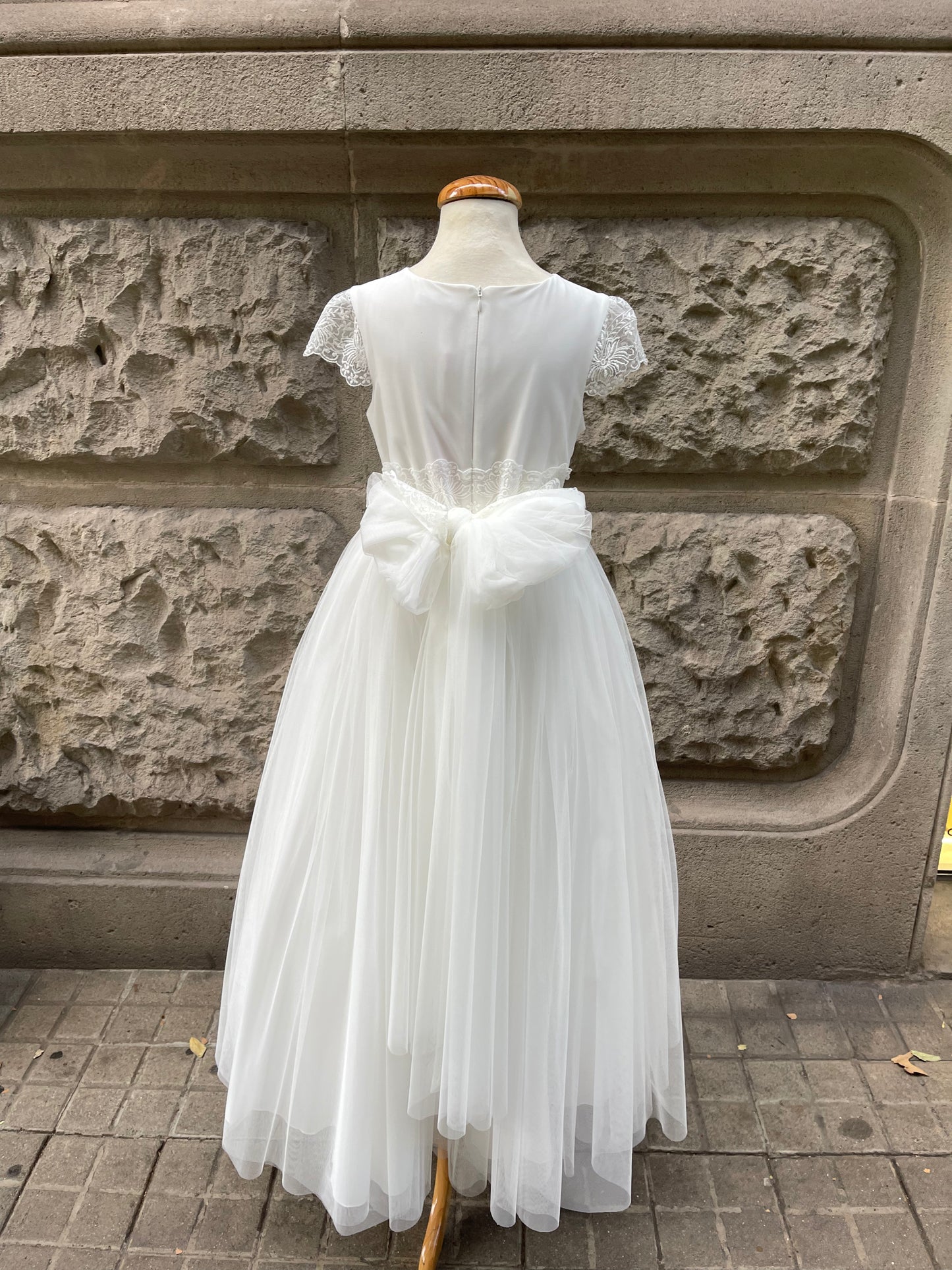 Vestido de comunión 508 para niña de la marca MIMILÚ