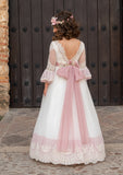 Vestido de comunión el modelo ODETTE de la marca Manuela Macías (corona de flores y rosario incluidos)