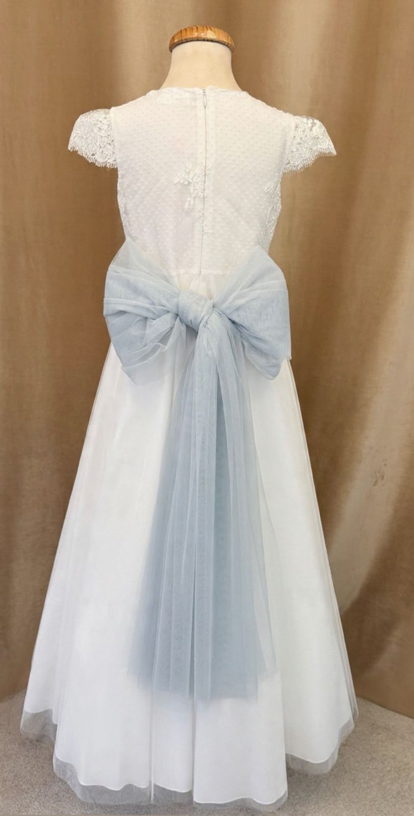 Communion dress 535 for girl of the brand MIMILÚ