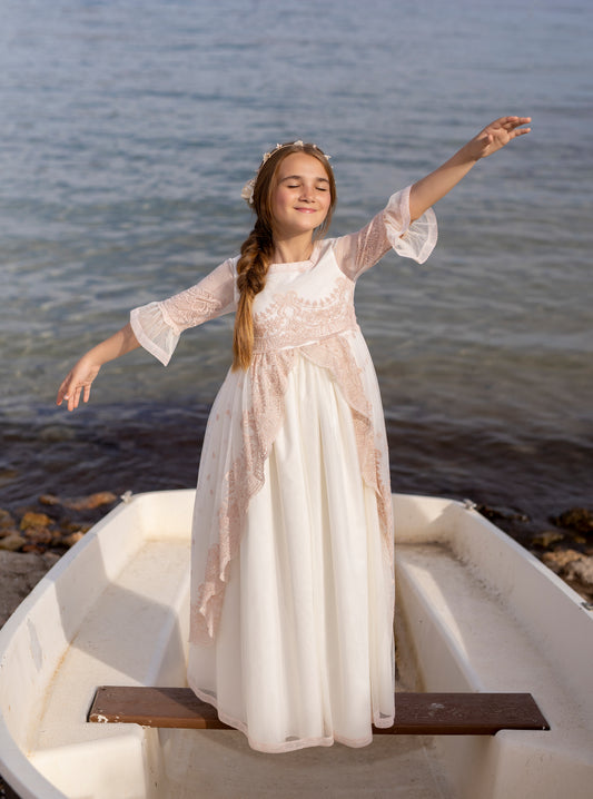 Vestido de comunión el modelo MABEL de la marca ALHUKA
