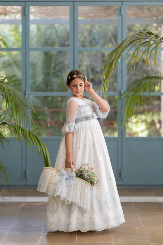 Vestido de comunión BRISA de la marca ALHUKA (corona de flores incluida)