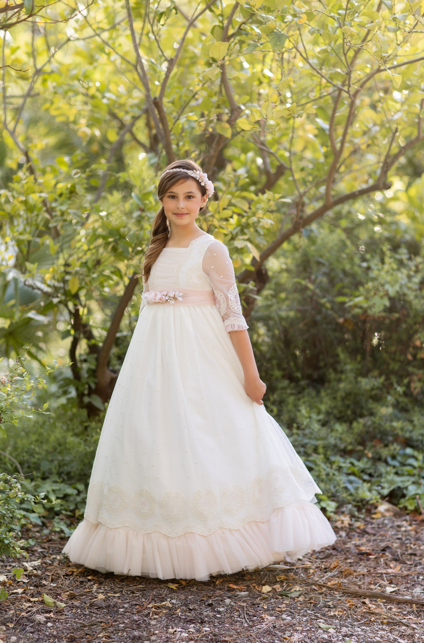 Vestido de comunion DALIA de la marca ALHUKA