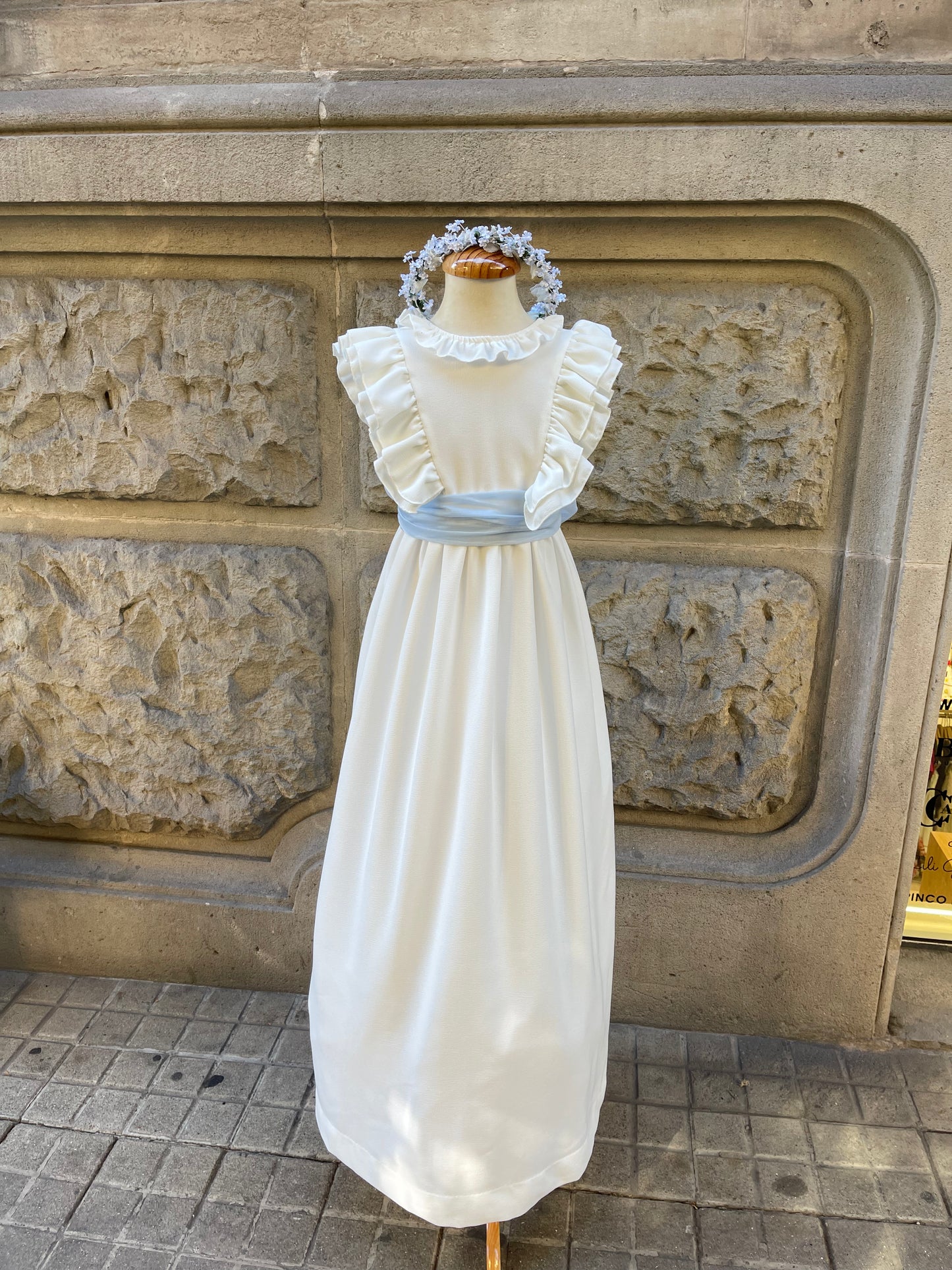 Vestido de comunión VALENTINA CREP de la marca PETRITAS (lazada no incluida)