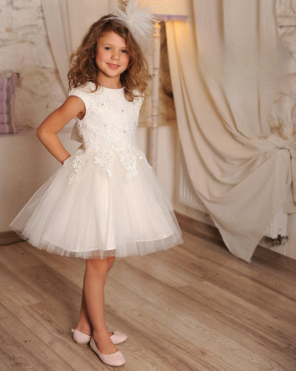 Vestido de ceremonia blanco M 4653 para niñas de la marca Daga