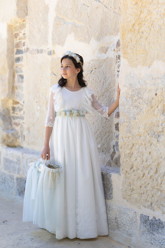 Vestido de comunión MUSGO de la marca ALHUKA (corona no está incluida)
