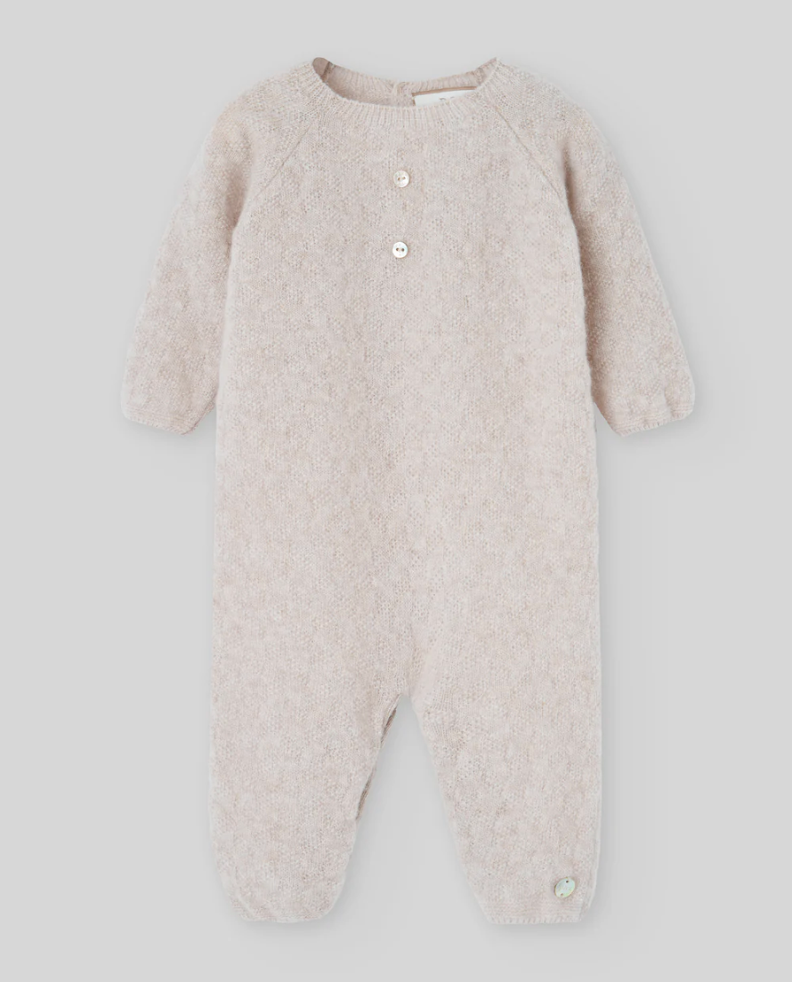 Conjunto de lana cashmere beige ESSENTIA para bebé de la marca Paz Rodriguez
