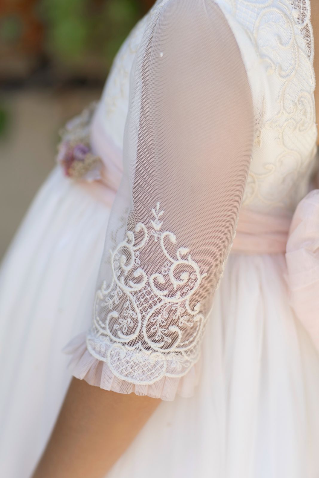 Vestido de comunión ALUNA de la marca ALHUKA (corona no está incluida)