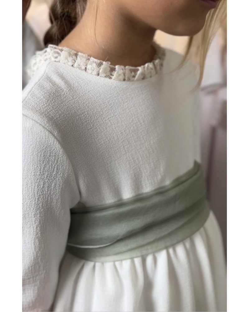Vestido de comunión INES de la marca PETRITAS (lazada no incluida)
