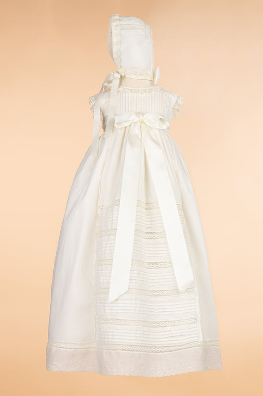 Faldón Catalina con gorro de la marca Belan