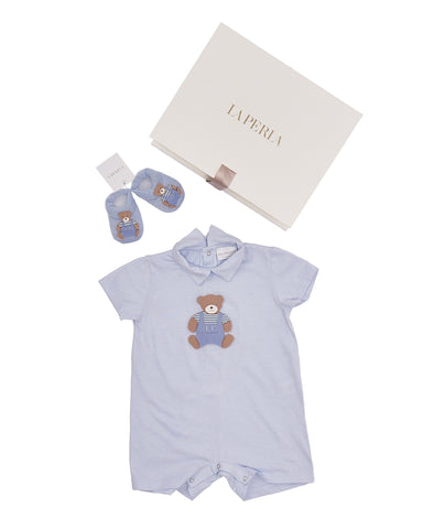 Body azul claro oso con logo de manga corta para niño con zapatitos La Perla