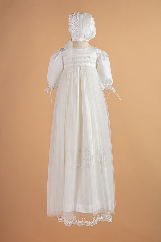 Faldón MIA con gorro de la marca Belan