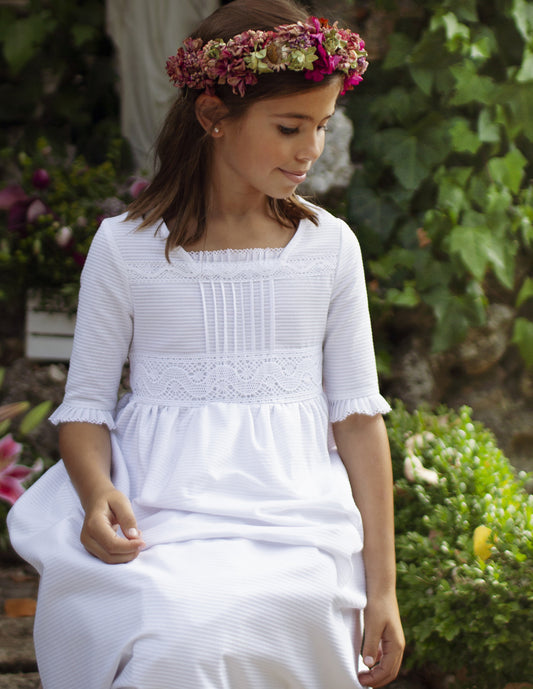 Vestido de comunión Bolillos para niña de la marca Un Vestido Para Tí